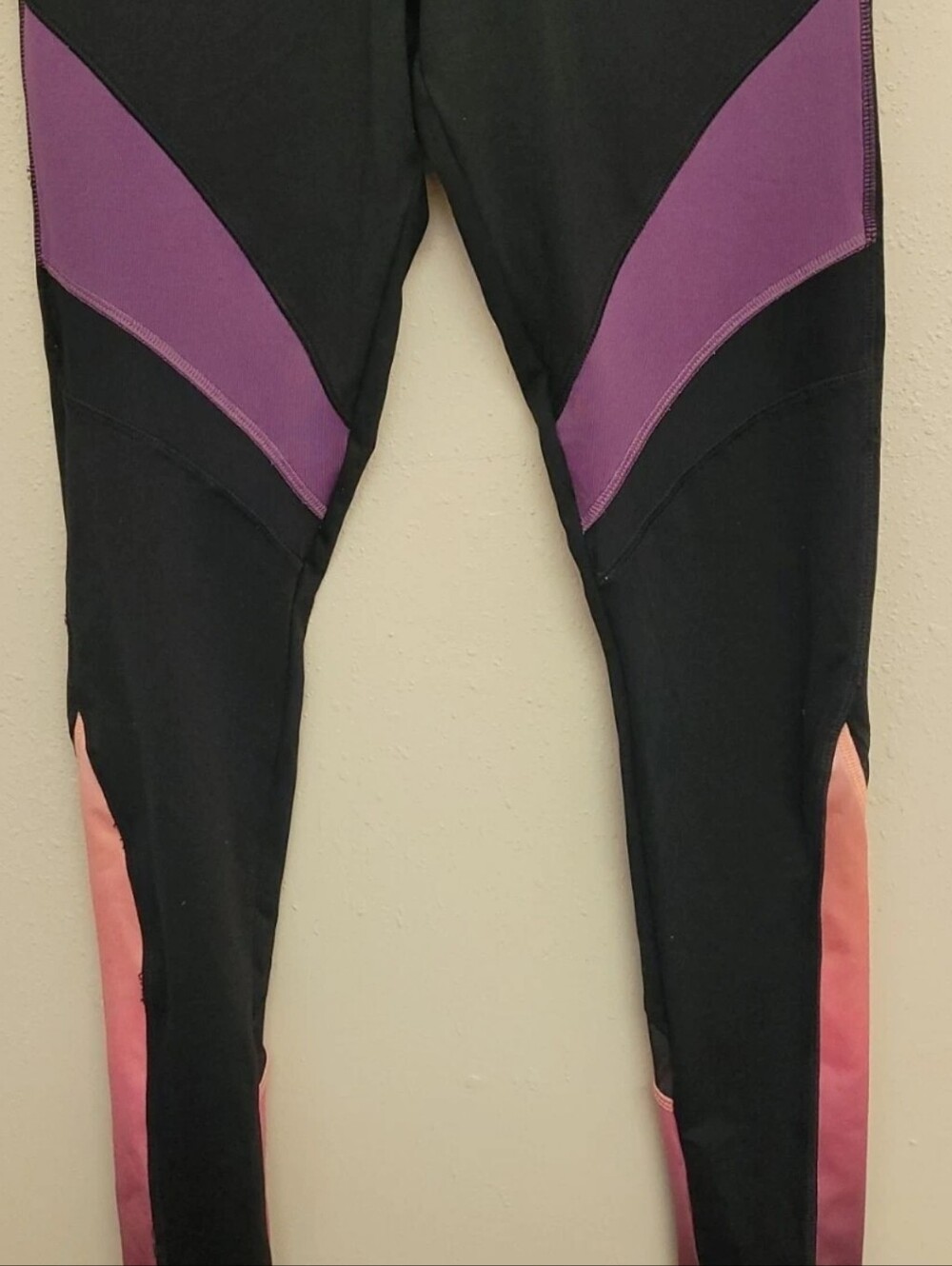 PINK Victoria's Secret Black Leggings with Pink And Purple Ombre Size Small